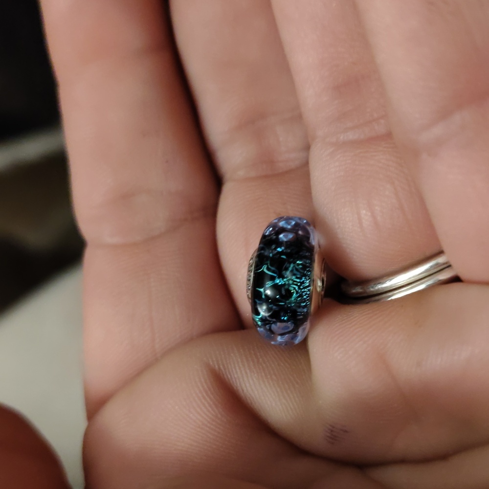 Pandora Manjaro sea glass bead
